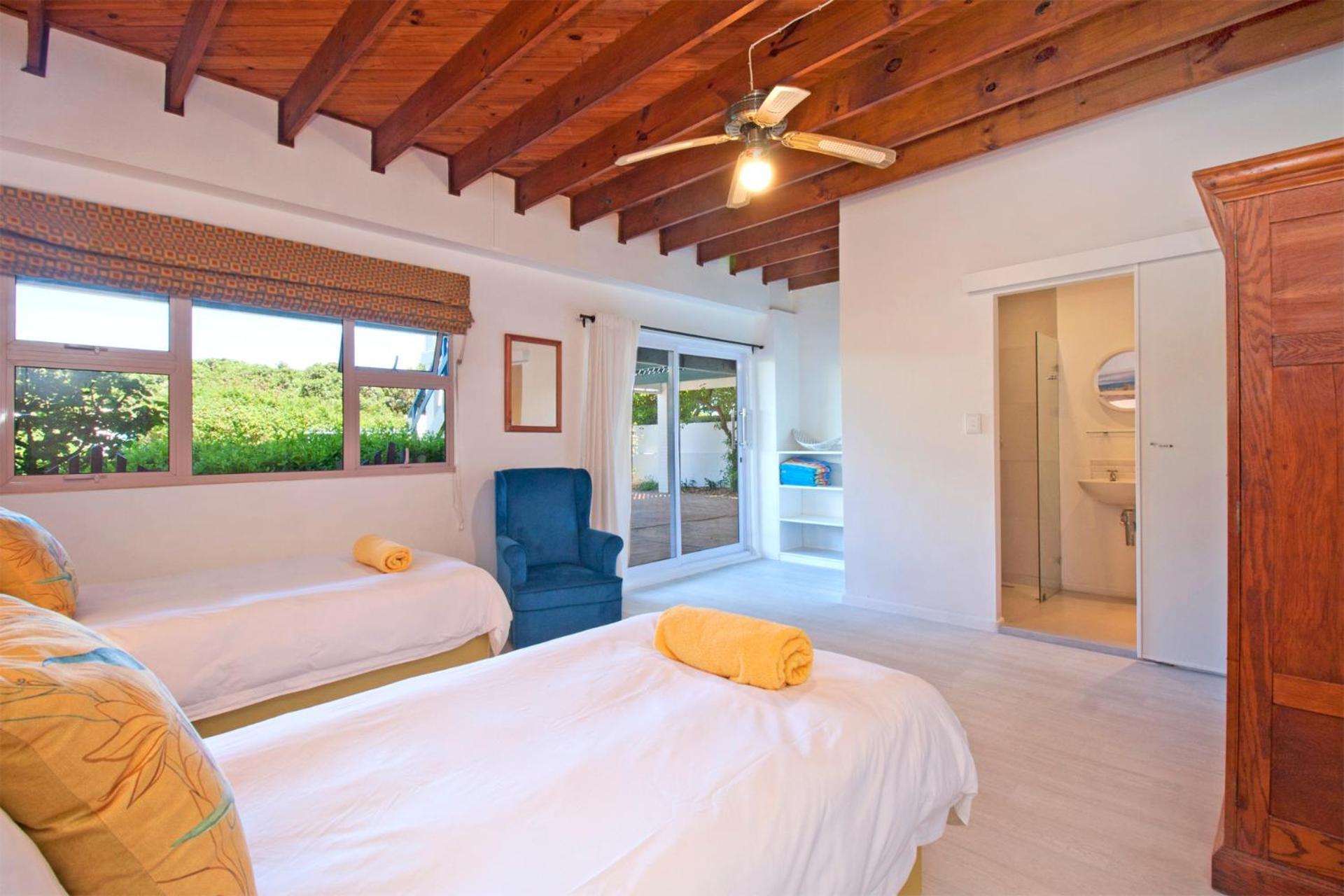 Atlantic Dream Beachfront Villa Scarborough Exterior photo